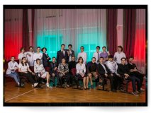 Новый подход к съёмке выпускного альбома. Такой фотосессии на выпускной альбом у тебя точно не было! Высокое качество в любых локациях! Выпускной альбом для старших классов.